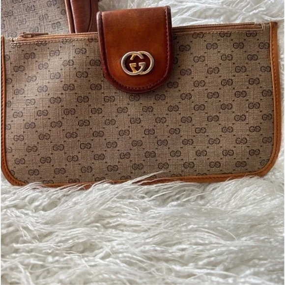 Gucci Handbag and Wallet GUC with COA​​​ - Picture 7 of 12